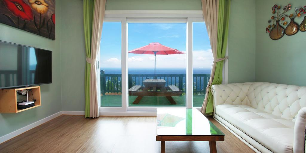 Villa Montmartre Namhae Exterior foto
