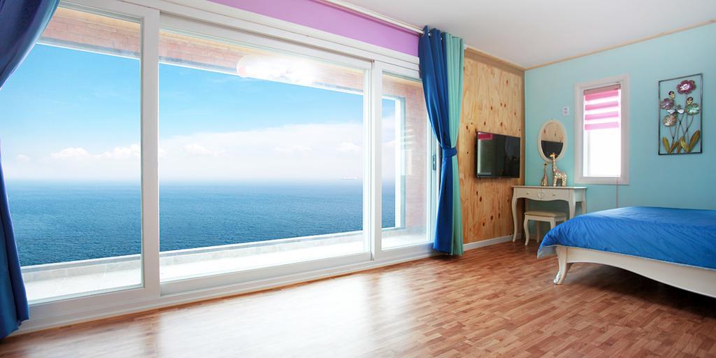 Villa Montmartre Namhae Exterior foto