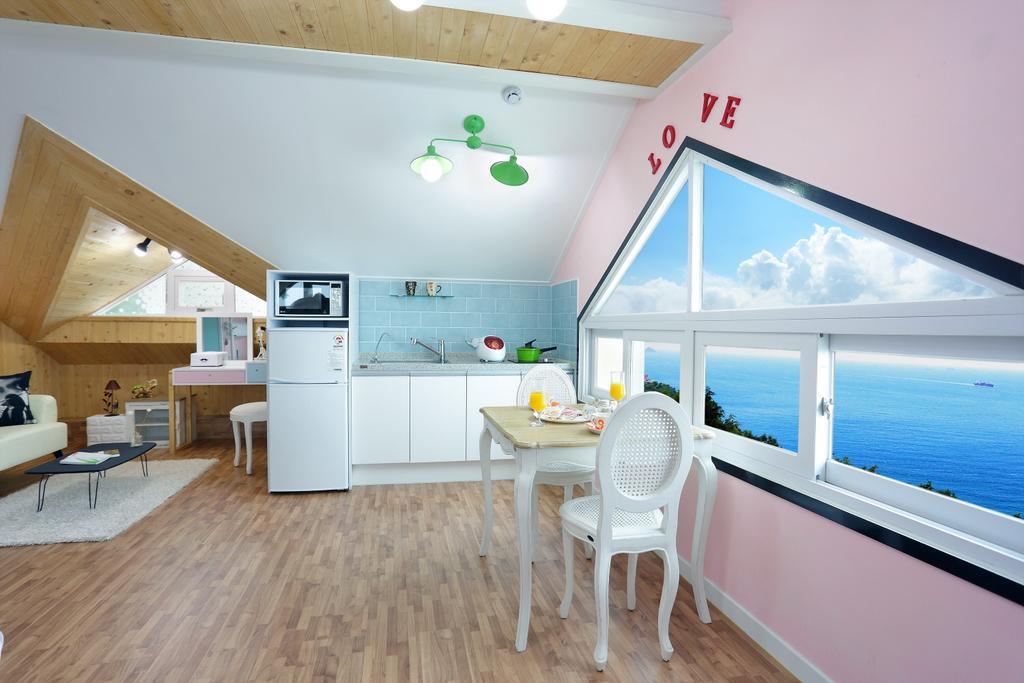 Villa Montmartre Namhae Exterior foto
