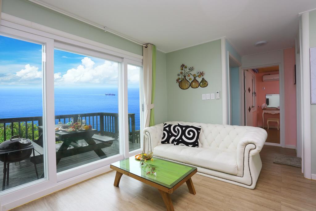 Villa Montmartre Namhae Exterior foto